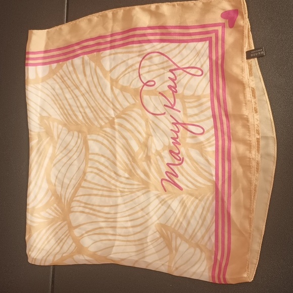 Mary Kay Logo Scarf Pink and Light Gold Hearts Square 28 x 28 - Picture 2 of 3
